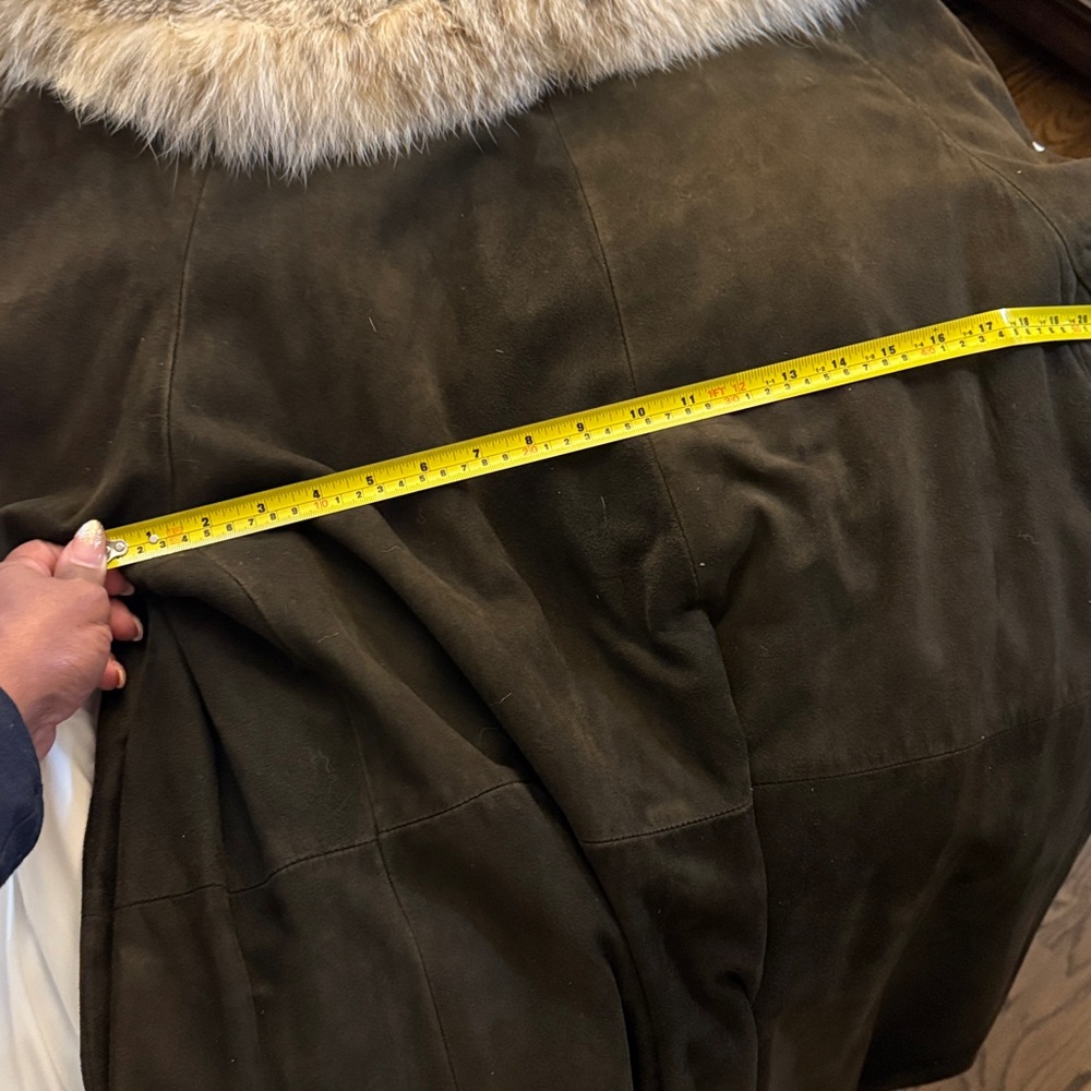 Vintage Fox Fur Trimmed Coat - Picture 5 of 11